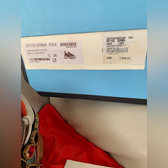 Gucci Flashtrek Sneakers - Picture 8 of 9